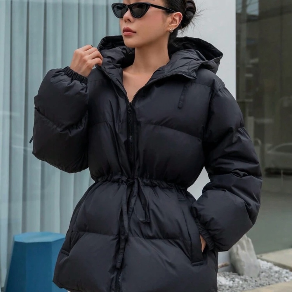Women's Black Puffer Jacket
